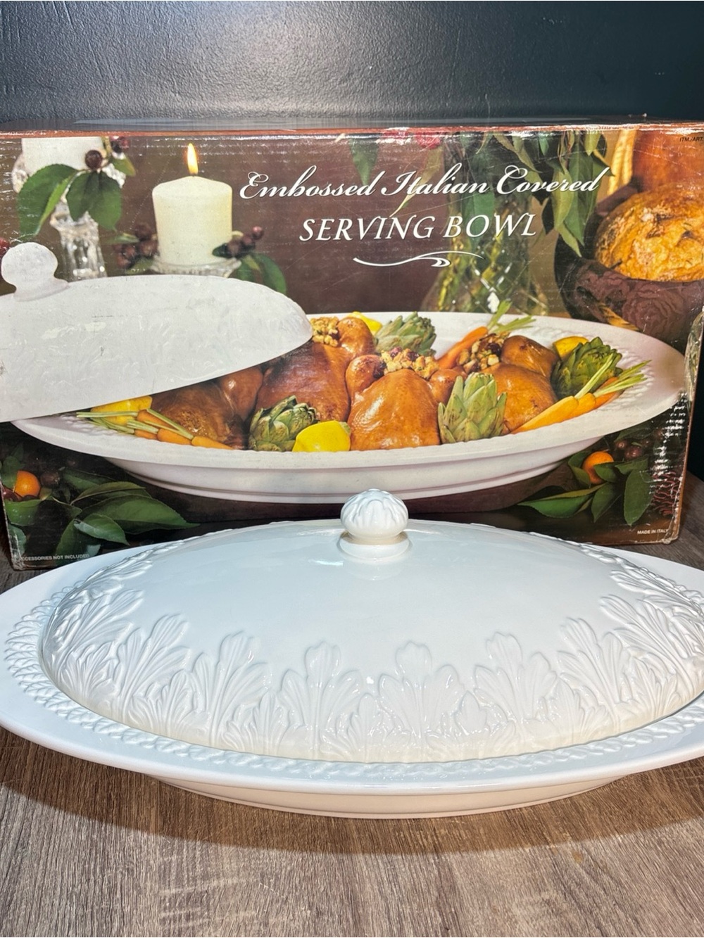 CWC Italian Embossed Covered Serving 22.5” Bowl - White NEW